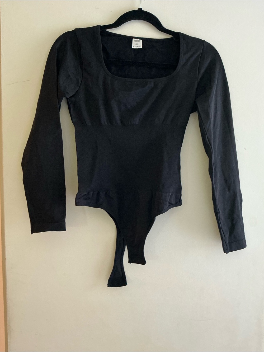 🖤 NEW Black Long Sleeve Shapewear Bodysuit – Size XXL